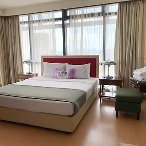 https://universal-times-suites.kualalumpurs-hotels.com