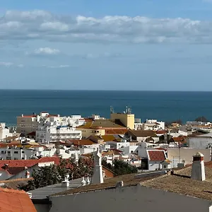 https://apartment-with-a-city-and-ocean-view.hotelaalgarve.com