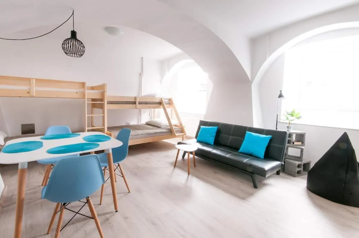The Maze Apartment Lubiana 0*,